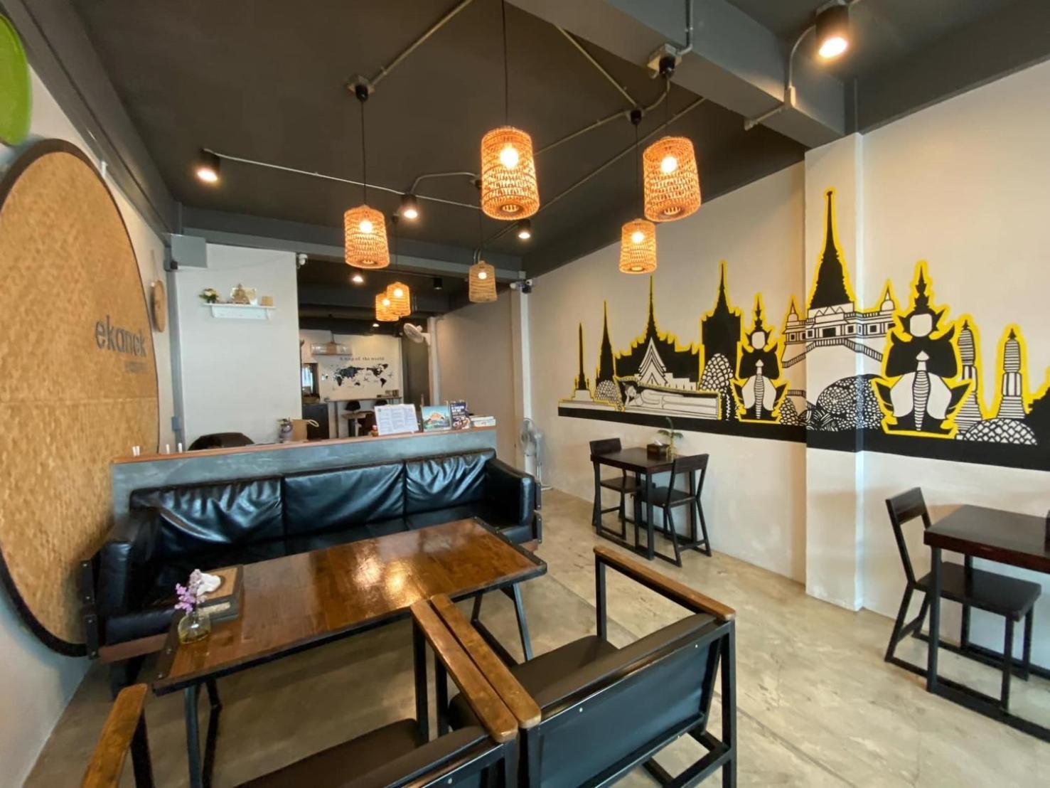Ekanek Hostel (Adults Only) Bangkok Exterior photo